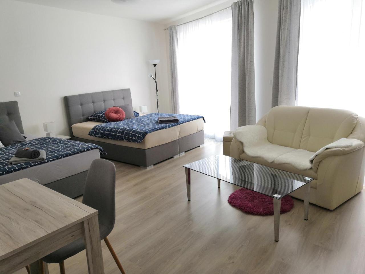 Studio Metropole Praha Apartman Kültér fotó