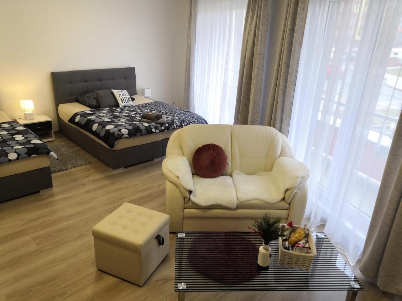 Studio Metropole Praha Apartman Kültér fotó